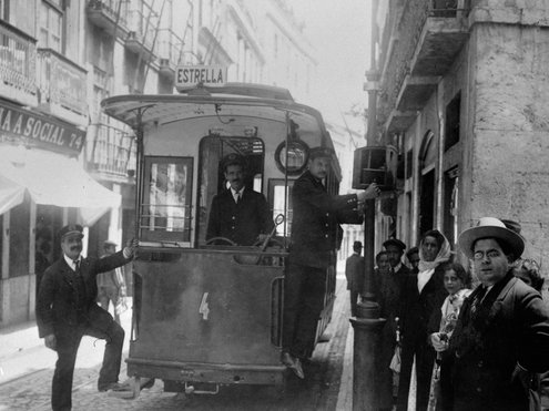 Elevador da Estrela-Camões