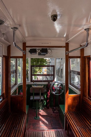 Interior de um elétrico